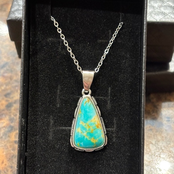 π₯2/$24 or 3/$30π₯ Boho western chic Turquoise Mosiac Pendant Necklace. NWT - Picture 4 of 6